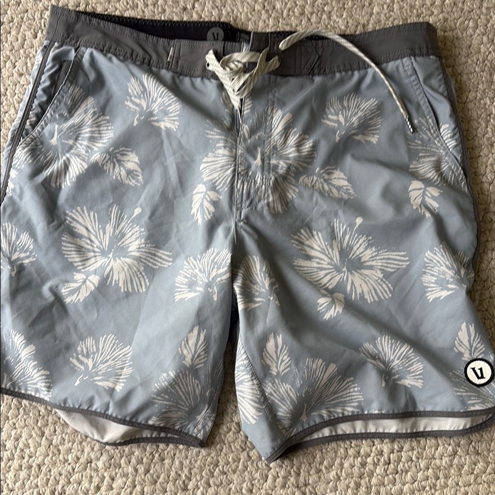 Vilebrequin Men's Gray Floral Swim Shorts